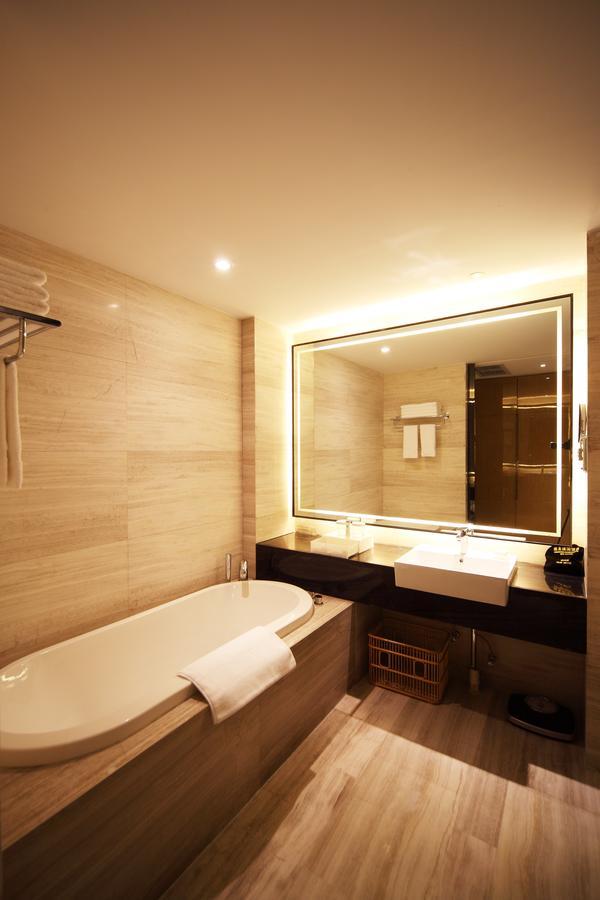 Shenglong Jianguo Hotel Haiyang Haiyang  Exterior foto